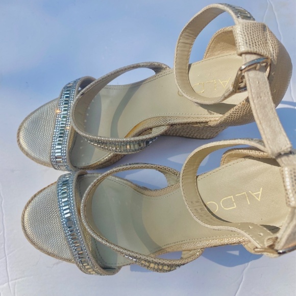 Aldo Afewiel rhinestone wedge heel sandals in size 8.5 - Picture 3 of 17